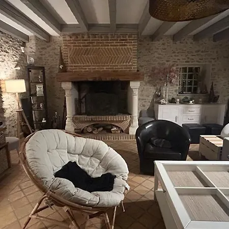 בית נופש Charming House